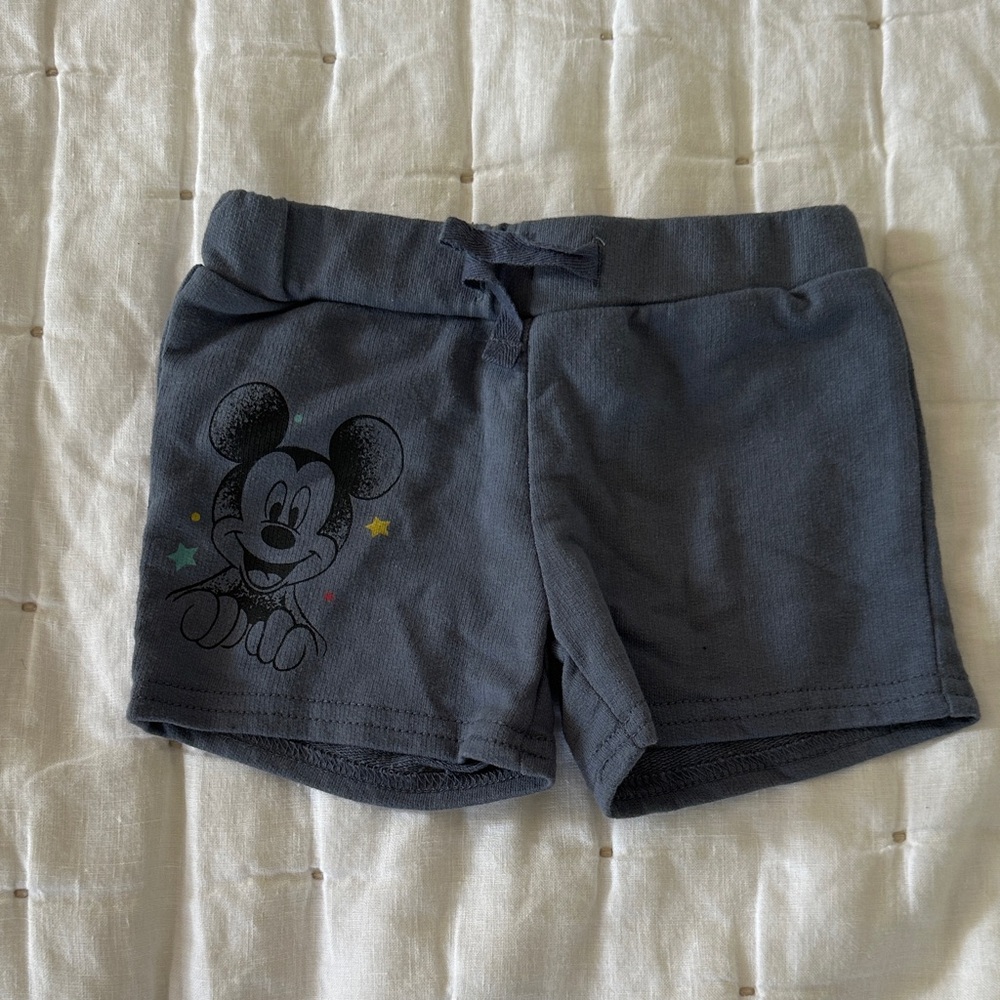 7 pieces of Disney newborn-12mo boy clothes (003) - Picture 8 of 16